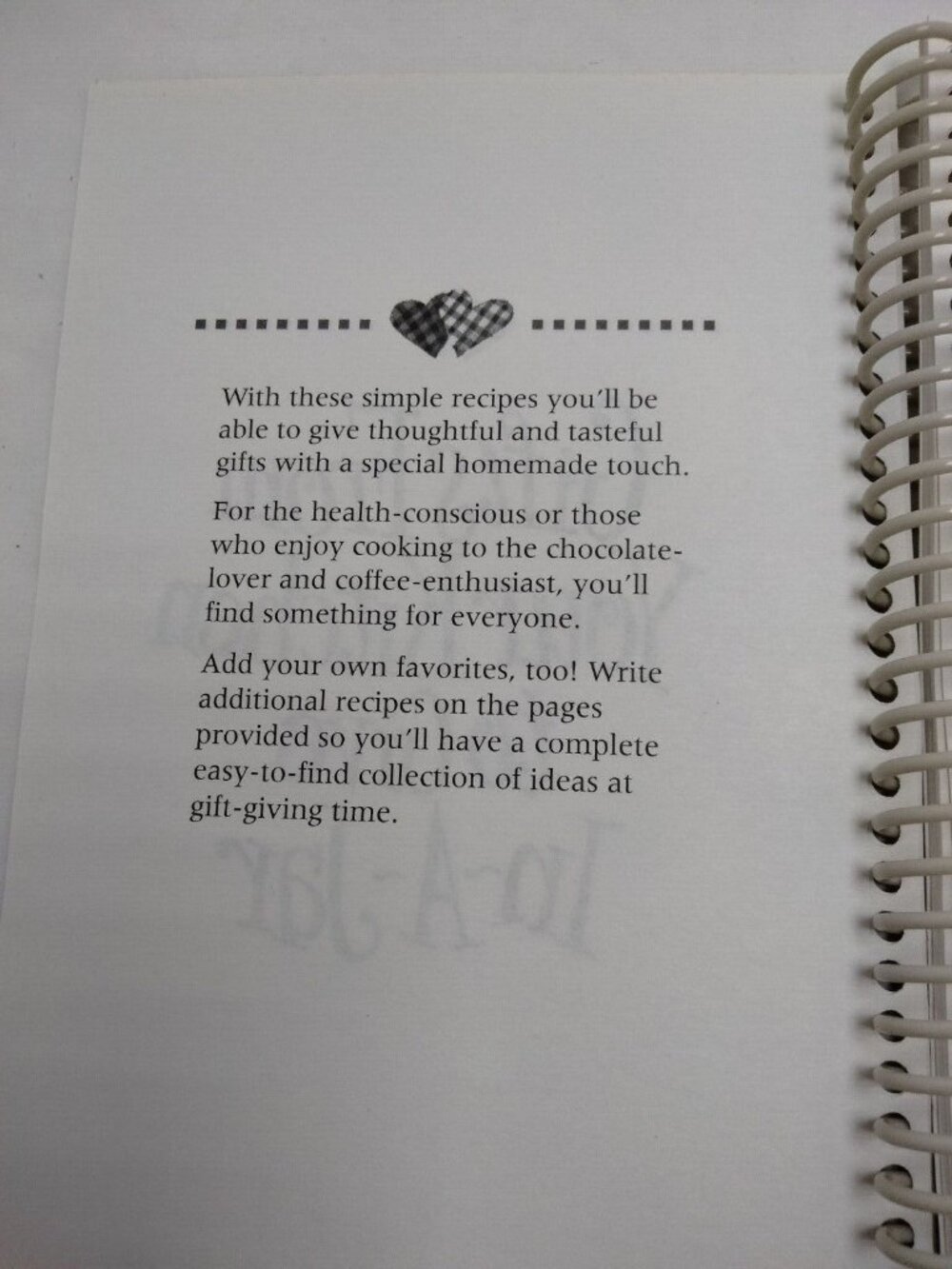Christmas Gifts To Give in a Jar Cookbook Paperback - Picture 3 of 6